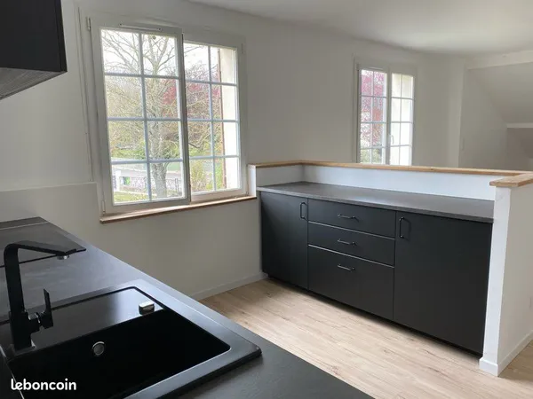 Appartement F2 - 65m2 - Cuisine équipée - Fibre optique