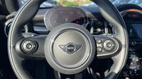 Mini Mini Cooper 136ch Edition Greenwich BVA7 109g — photo 25