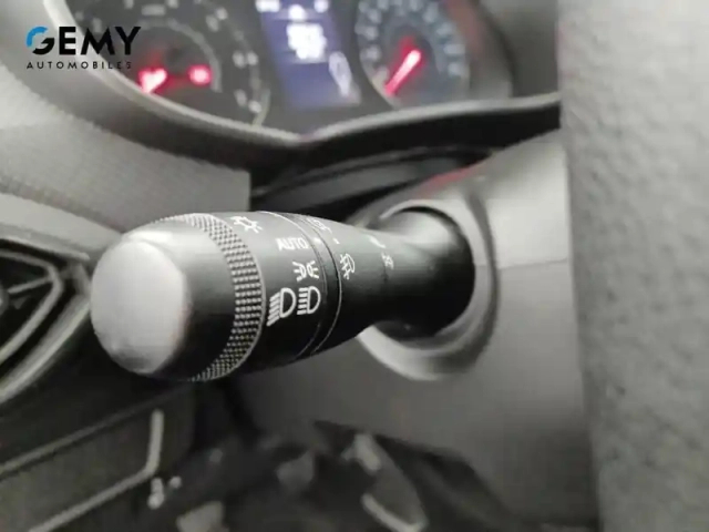 Dacia Sandero sce 65 — photo 52