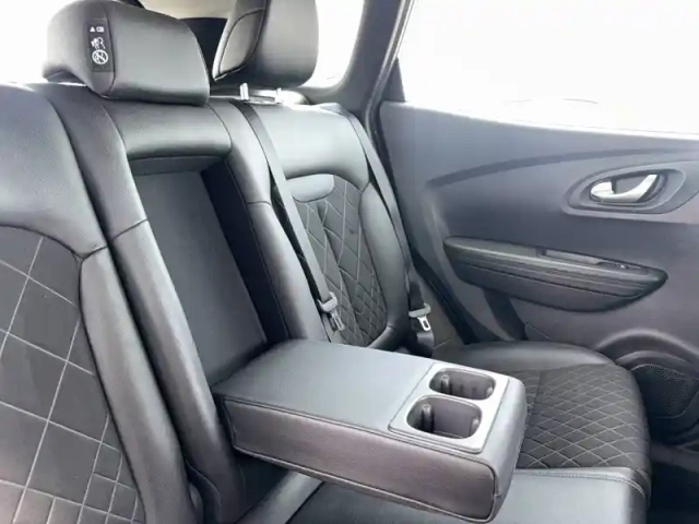 Renault Kadjar tce 140 fap edc — photo 2