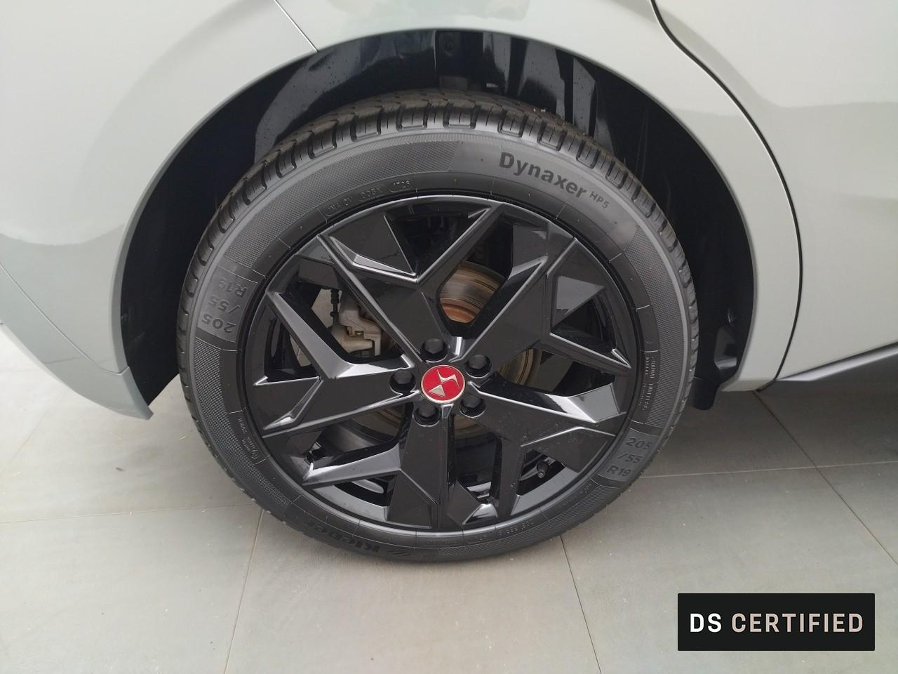 Ds Ds 4 bluehdi 130 eat8 performance line+ — photo 29