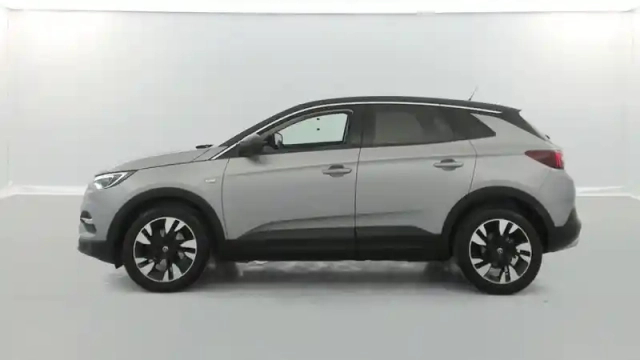 Opel Grandland X 1.5 diesel 130 ch bva8 elegance business 5p — photo 2