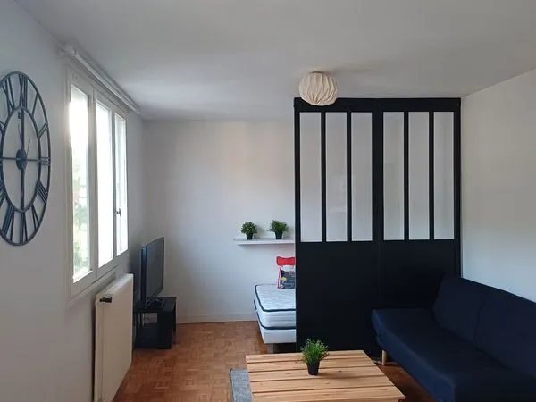 Studio lumineux + garage - Proximité Centre du Puy