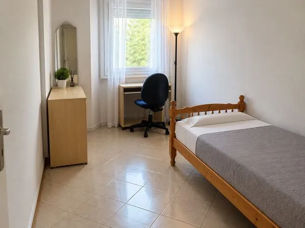 CHAMBRE MEUBLEE à Louer