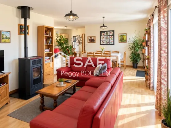 Superbe maison individuelle de plain pied 4 chambres et jardin de 2000m2