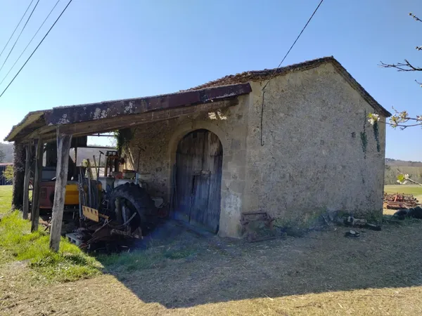 Maison en pierre à rénover