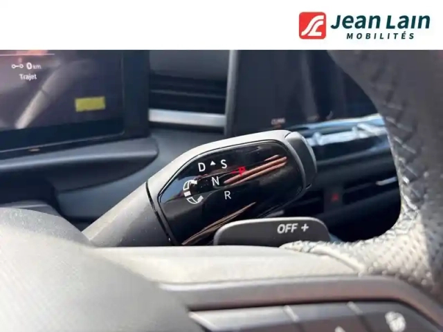 Volkswagen T-Roc 1.5 etsi evo2 hybrid 150 ch dsg7 — photo 13