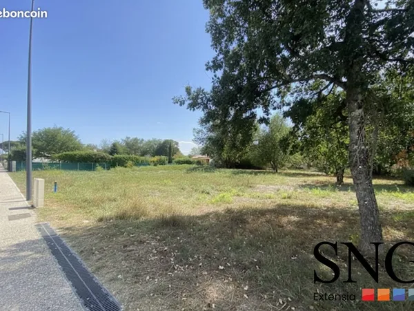 Terrain 1332 m² Fronton