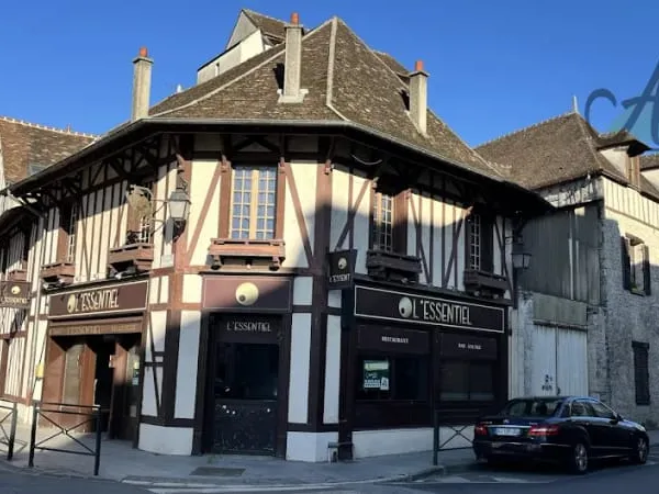 Local 339 m²