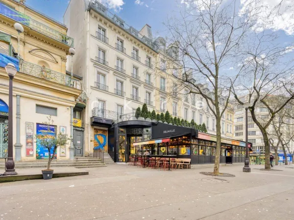 Bureaux 648 m²