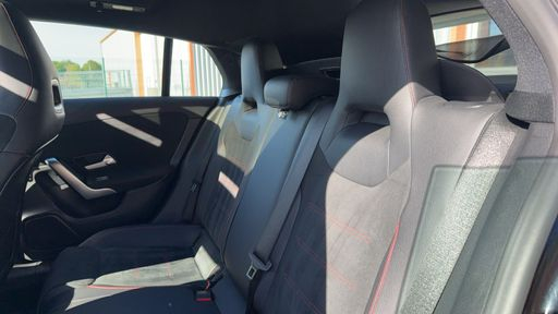 Mercedes Classe CLA Shooting  Brake 200 163 7G-DCT - AMG Line – 2019 – 63085 km – Essence – Boîte Automatique — photo 17