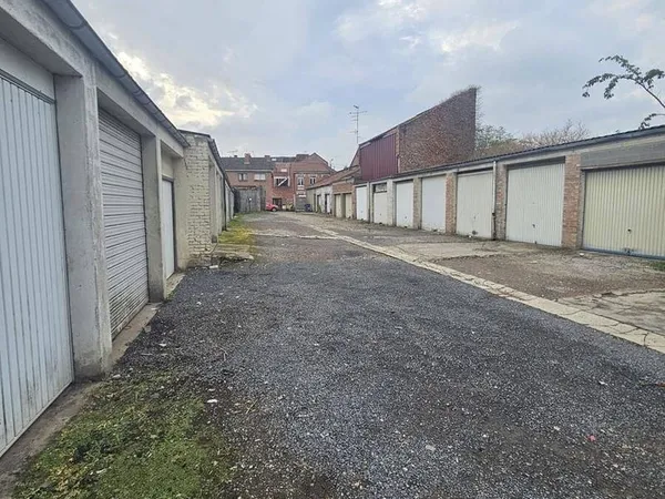 Parking 12 m²