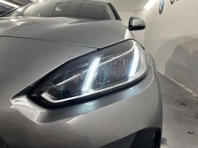 Bmw Serie 1 série 1 116a 122ch m sport design dkg7 — photo 10