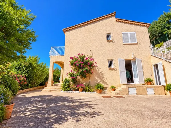 Immeuble 200 m²