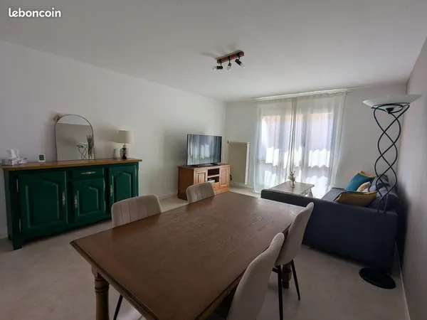 Appartement T4 proche commodités