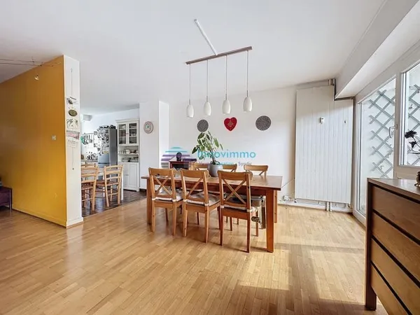 Duplex - 5 pièces de 128m2