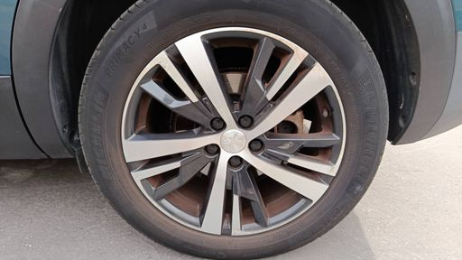 Peugeot 5008 1.2 PureTech 130 EAT6 - Allure – 2018 – 112488 km – Essence – Boîte Automatique — photo 10