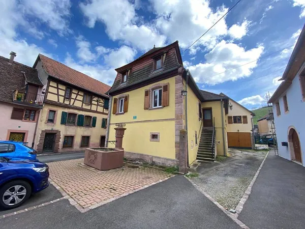 Maison 9 pièces 354 m²