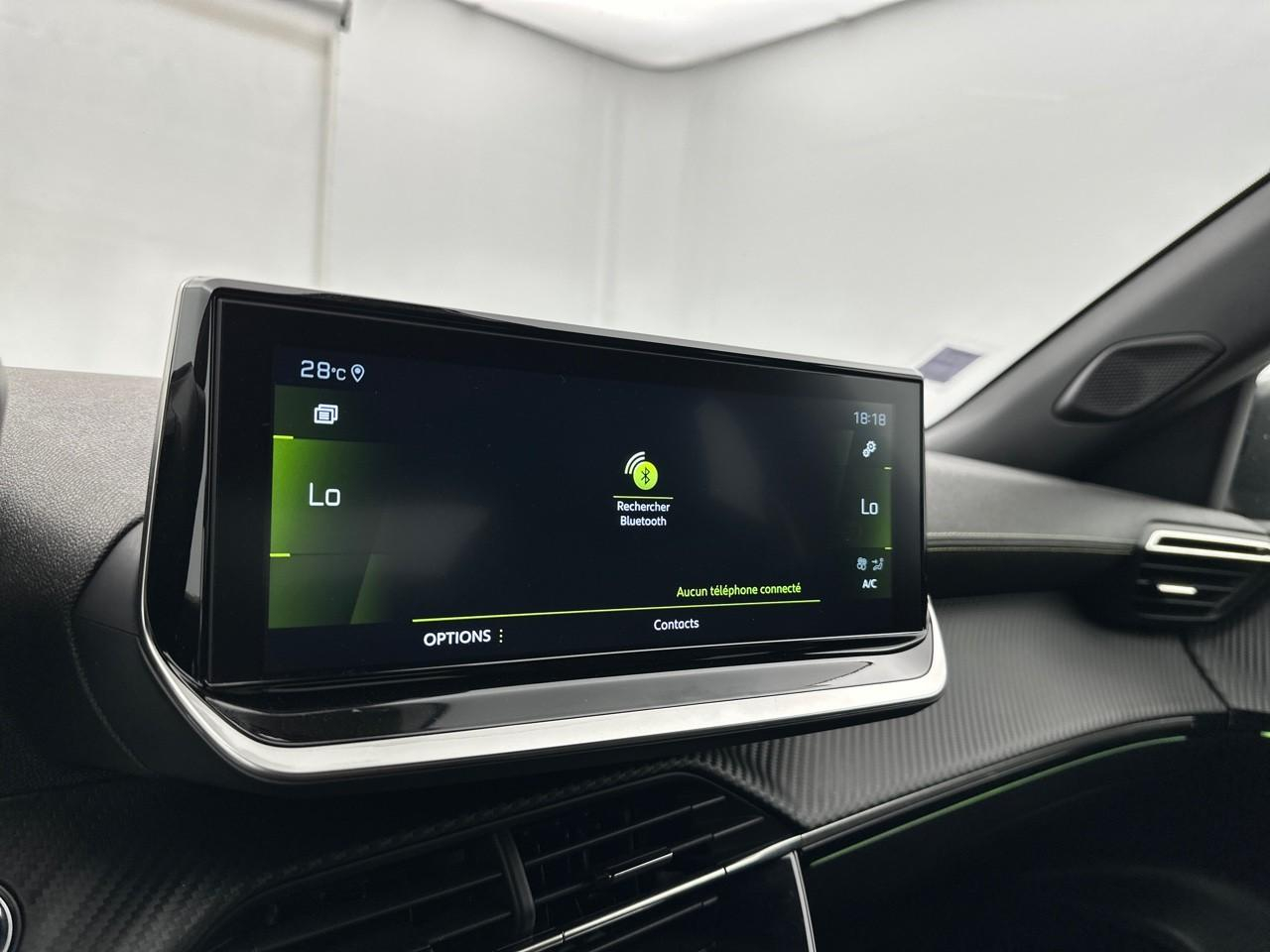 Peugeot 2008 puretech 130 s&s bvm6 gt — photo 24