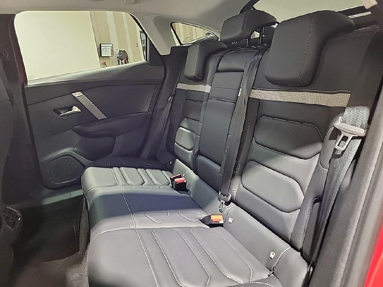 Citroën C4 puretech 130 s&s eat8 shine pack — photo 13