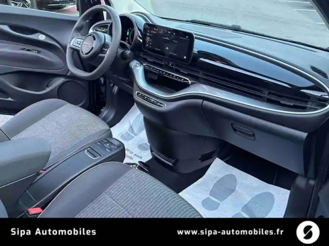 Fiat 500 c e 118 ch — photo 6
