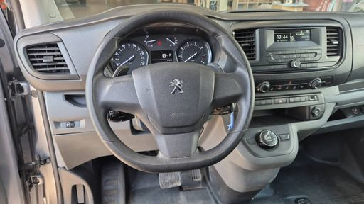 Peugeot Expert VU 2.0 HDi 145 EAT8 - Premium Standard – 2023 – 98000 km – Diesel – Boîte Automatique — photo 39