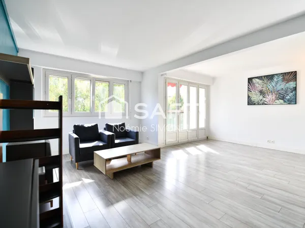 Magnifique appartement de cinq pièces! Ravalement payé par les propriétaires!