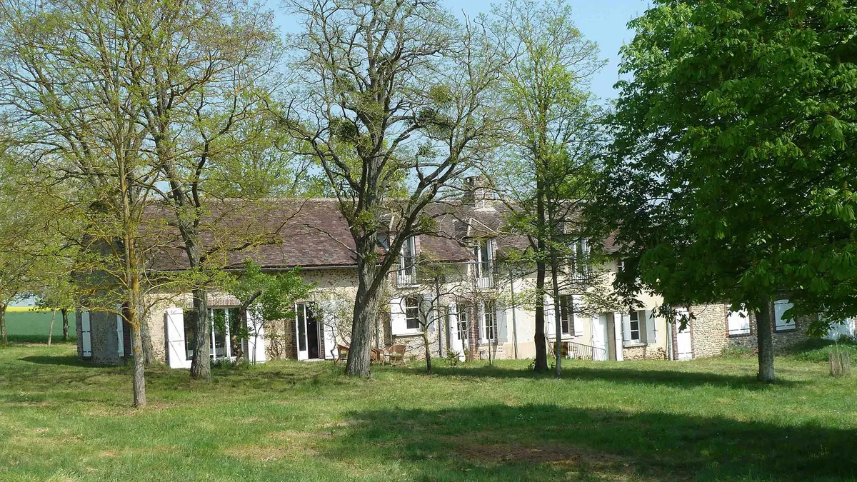 Photo 1