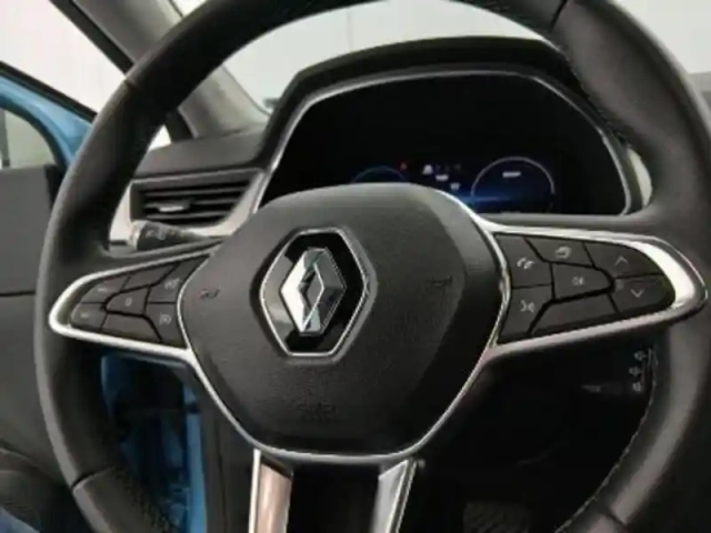 Renault Captur e-tech plug-in 160 intens — photo 21