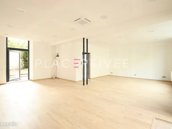 Local commercial 73 m² NANCY