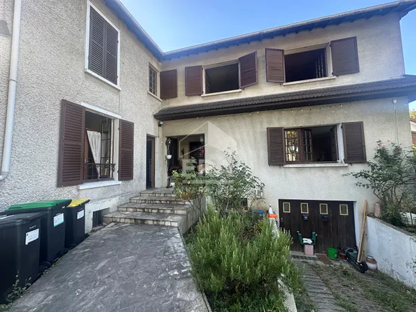 Maison 6 pièces 160 m²