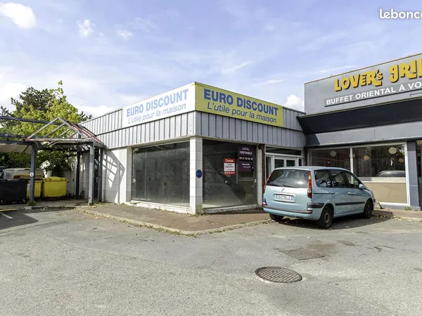 Local commercial 572 m² NOGENT SUR OISE