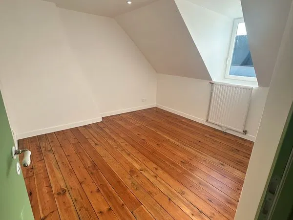 MAISON RÉNOVÉE 104,05 m² - 4 CHAMBRES - DPE C - EU