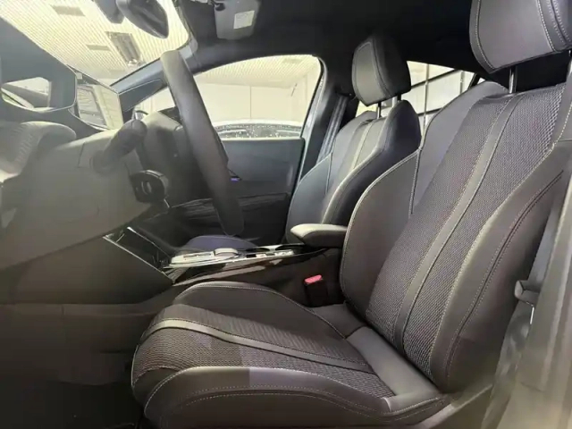 Peugeot 208 electrique 156ch 54 kwh