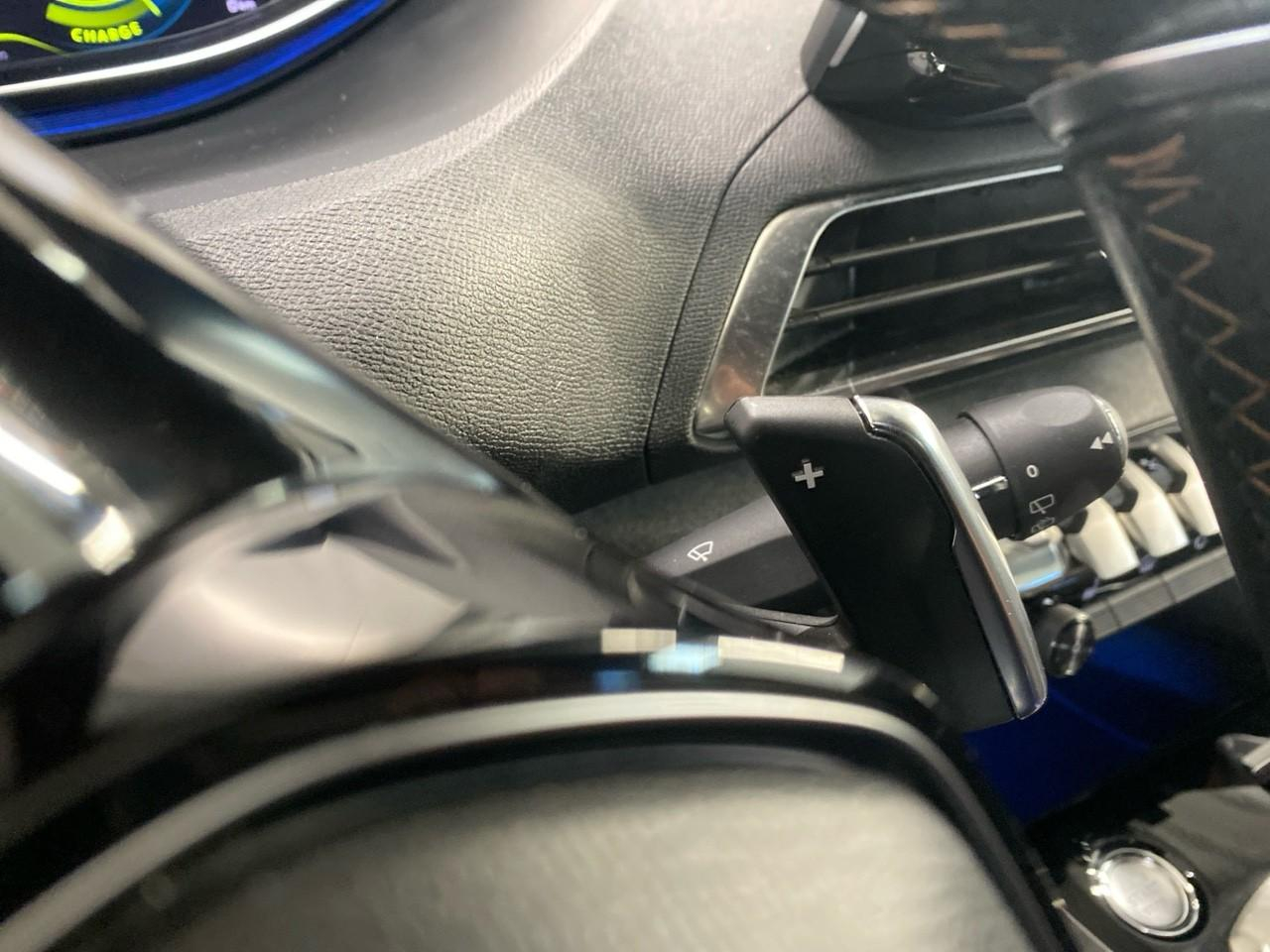 Peugeot 3008 hybrid 225 e-eat8 gt pack — photo 20