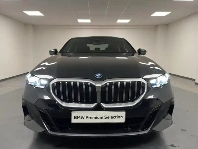 Bmw Serie 5 série 5 530e 299ch m sport xdrive — photo 2
