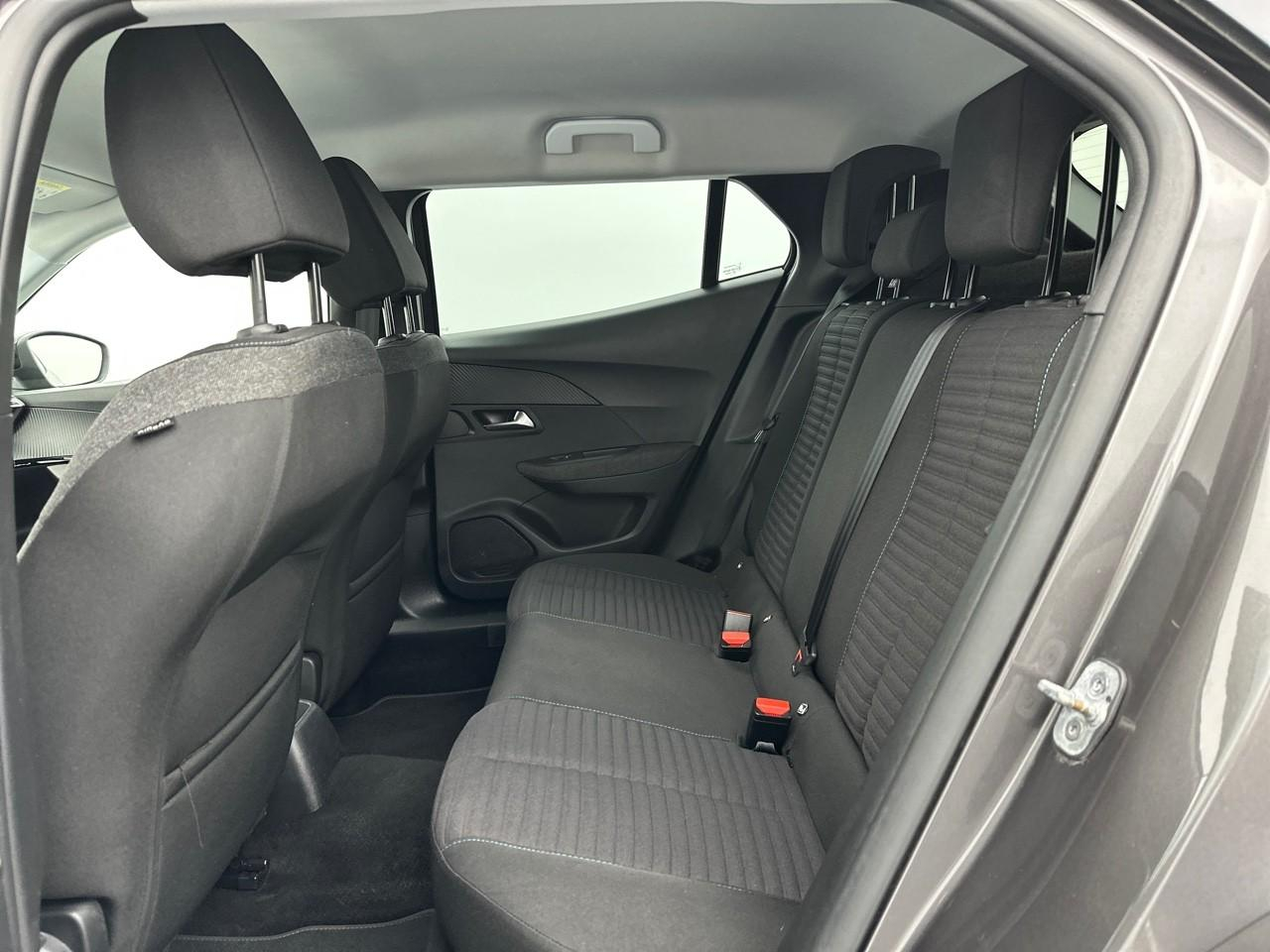 Peugeot 2008 puretech 100 s&s bvm6 style — photo 12