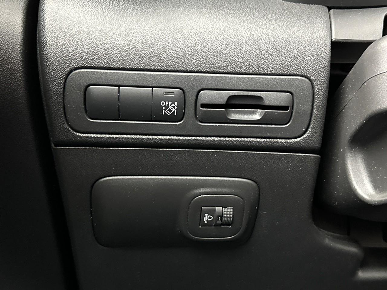 Citroën C3 Aircross puretech 130 s&s eat6 shine pack — photo 17