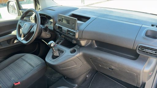 Opel Combo Life 1.2 Turbo 110 - Enjoy – 2019 – 80478 km – Essence – Boîte Manuelle — photo 19