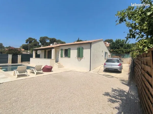 Villa de 75 m² à LAUDUN-L'ARDOISE (30)