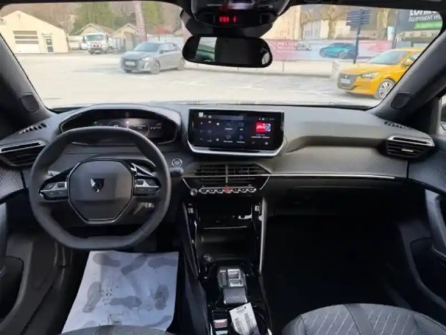 Peugeot 2008 hybrid 145 e-dcs6 — photo 33