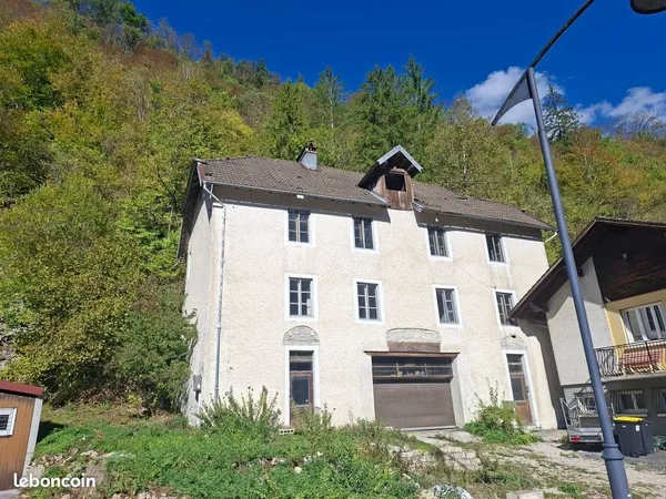 Maison 9 pièces 195 m²