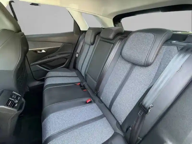 Peugeot 3008 puretech 130ch s&amp;s bvm6 — photo 12