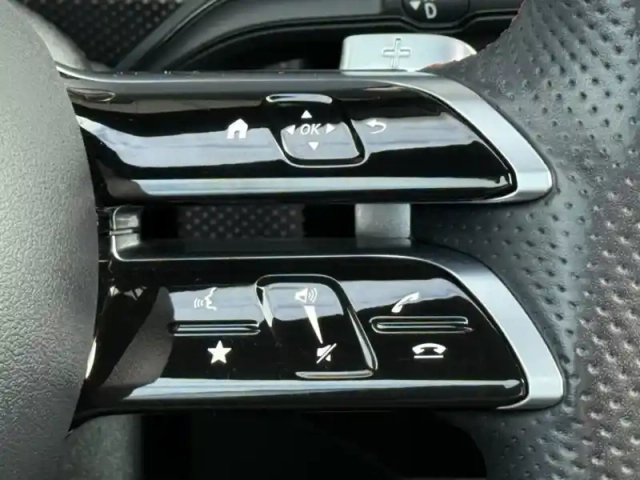 Mercedes Classe A 200 d 150ch amg line 8g-dct — photo 25