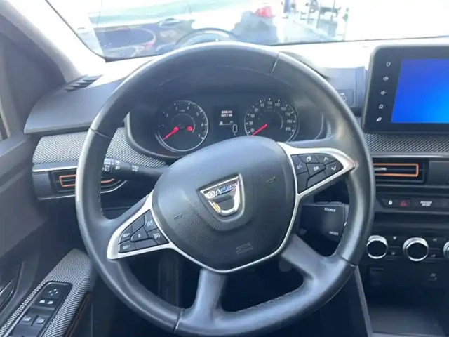 Dacia Sandero tce 90 - 22 — photo 8
