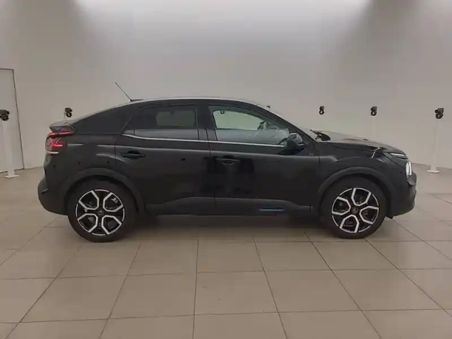 Citroën C4 e- 136 ch automatique — photo 31