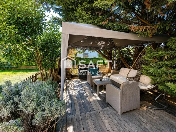 Maison 6 pièces avec studio attenant, sur un terrain de 460m2 à Alès