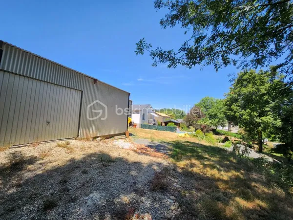 Terrain 1479 m²
