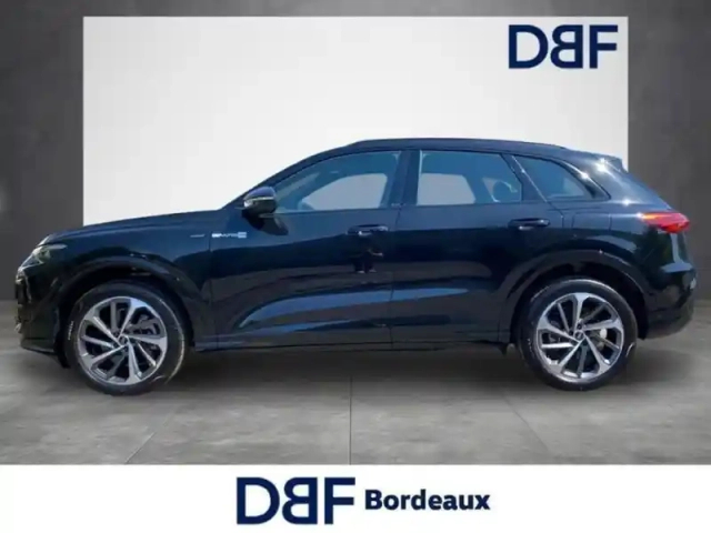 Audi Q5 suv e hybrid quattro 299 ch s tronic — photo 3