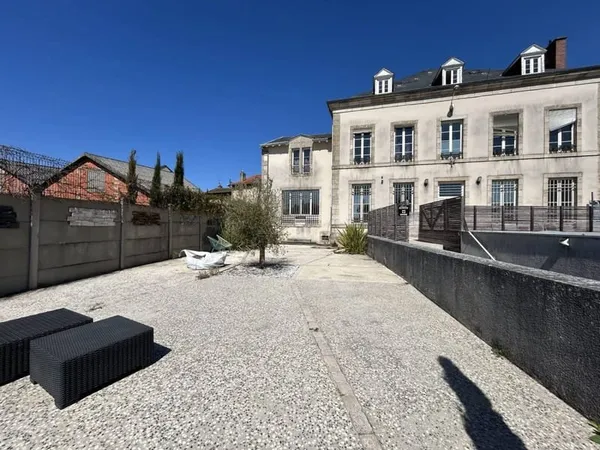 Local commercial 265 m²